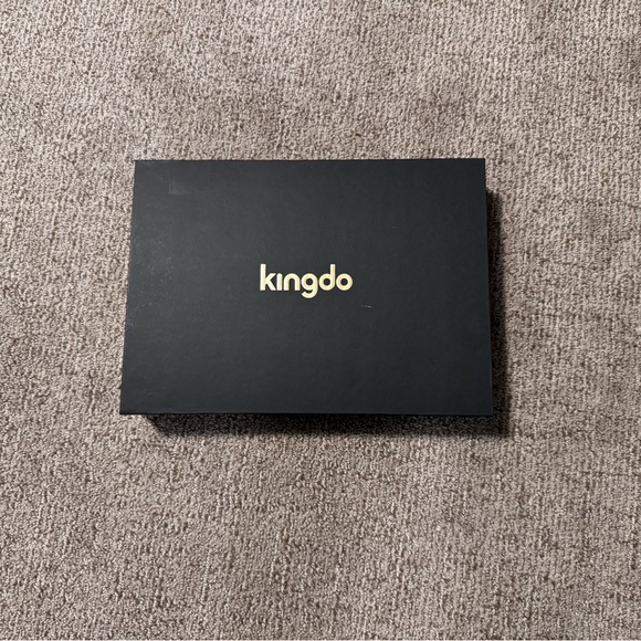 White LED Face Mask - Picture 8 of 8